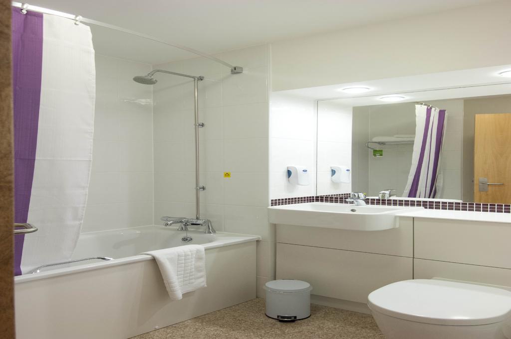Premier Inn Birmingham City - Aston Pokoj fotografie