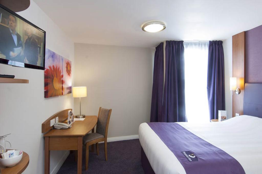 Premier Inn Birmingham City - Aston Pokoj fotografie