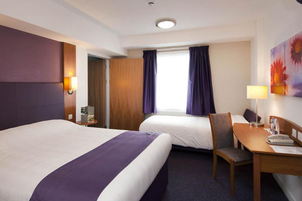 Premier Inn Birmingham City - Aston Pokoj fotografie